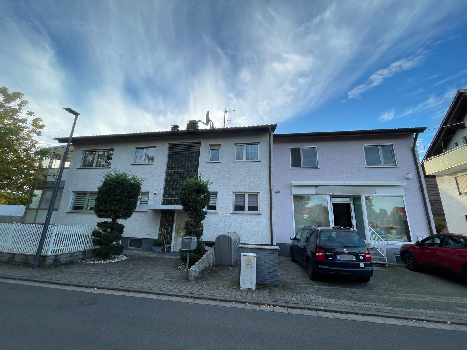 Mehrfamilienhaus mit PV und Solar – vor der Sanierung